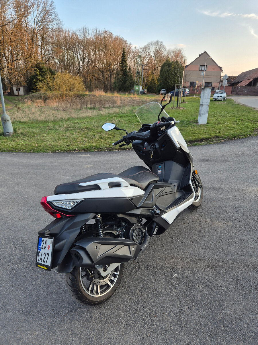 Skútr Maxon Optimus 125T - 2