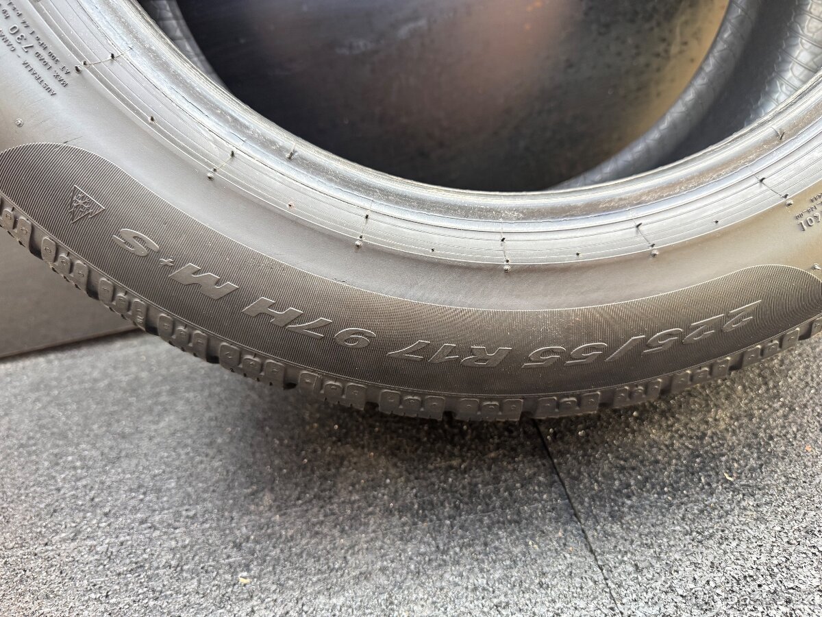 Pirelli Sottozero 225/55 R17 (A15) - 2
