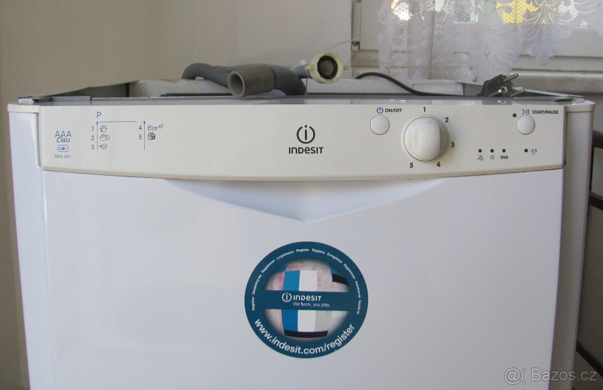 MYČKA NÁDOBÍ INDESIT 13SAD - 60cm - A+ - 2