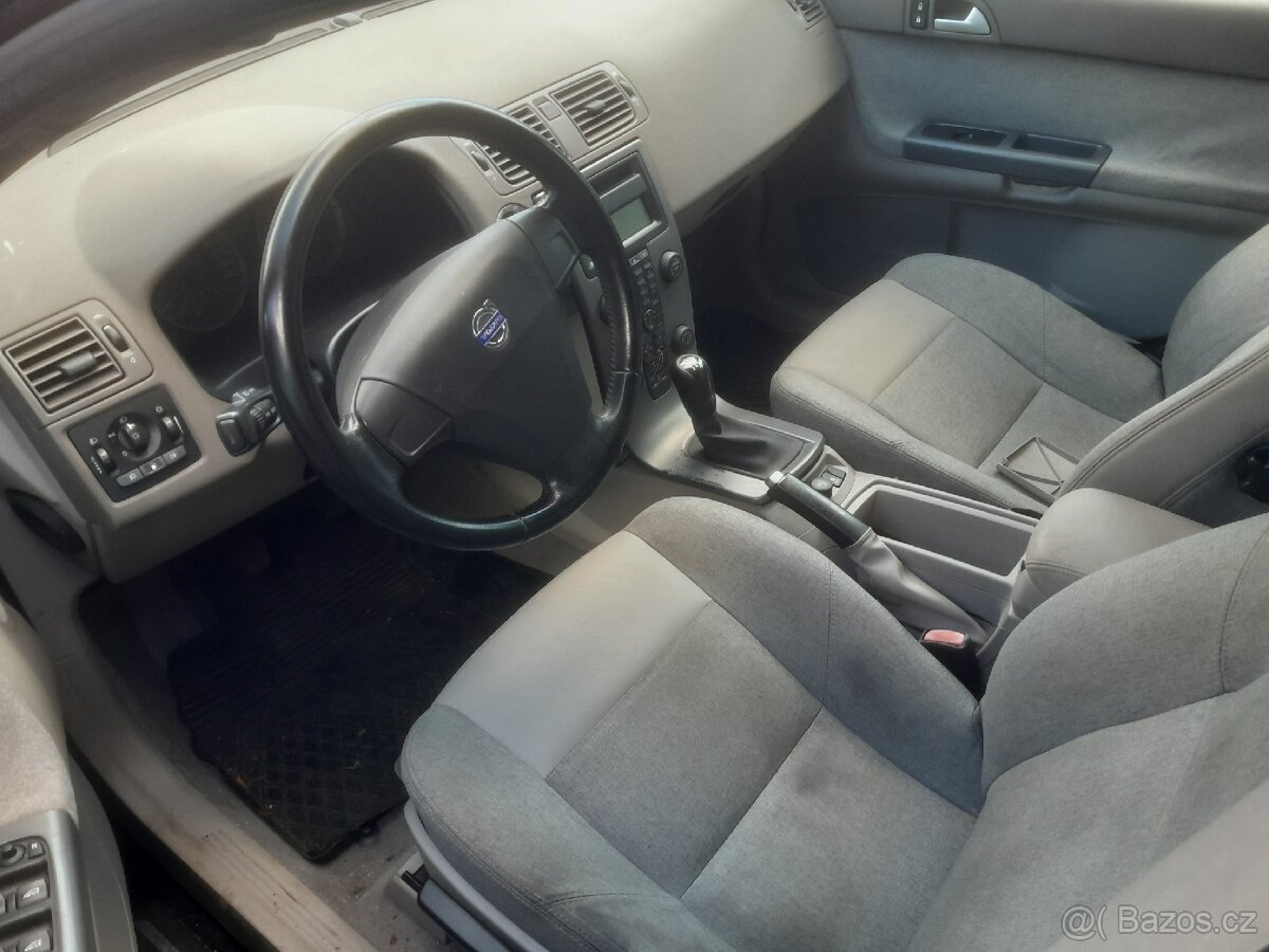 Volvo V50 - náhradní díly - 2