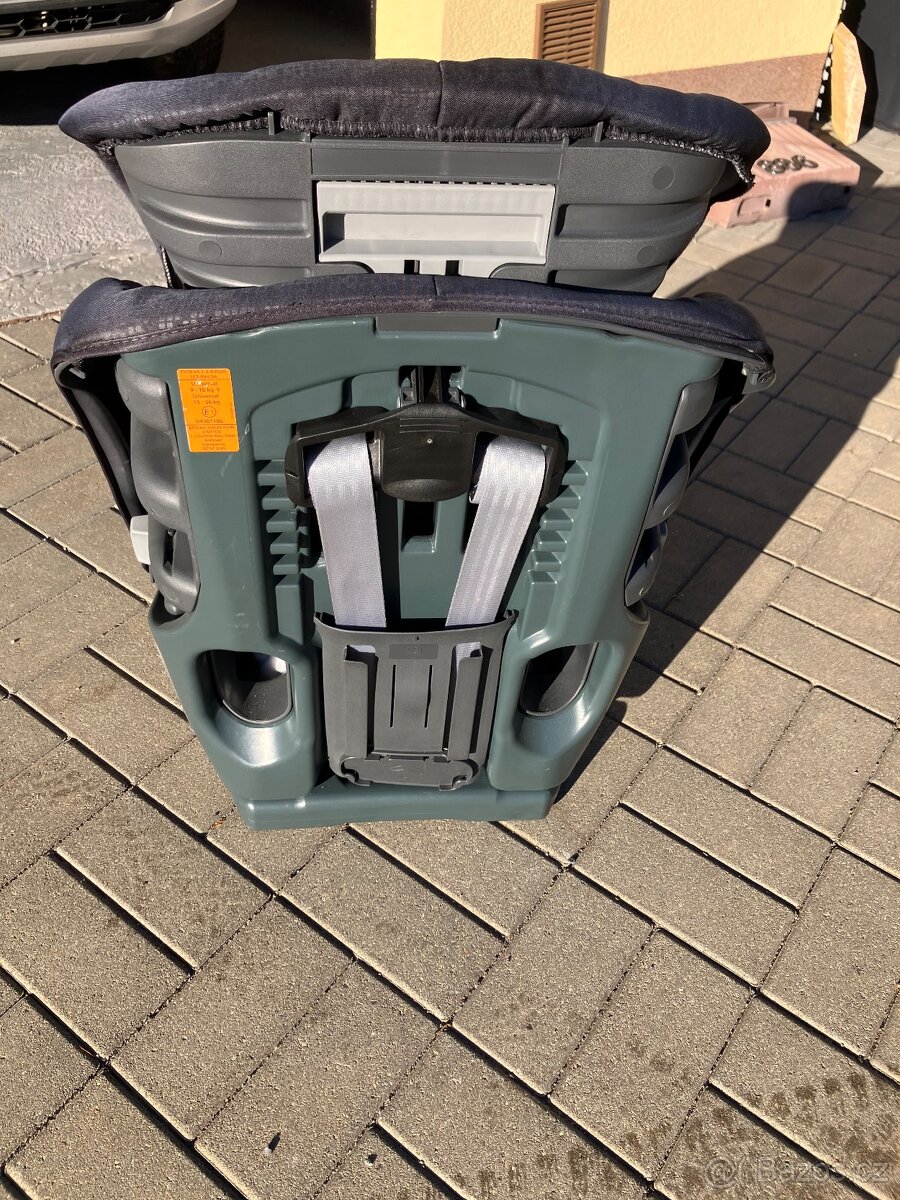 Dětská autosedačka - 2