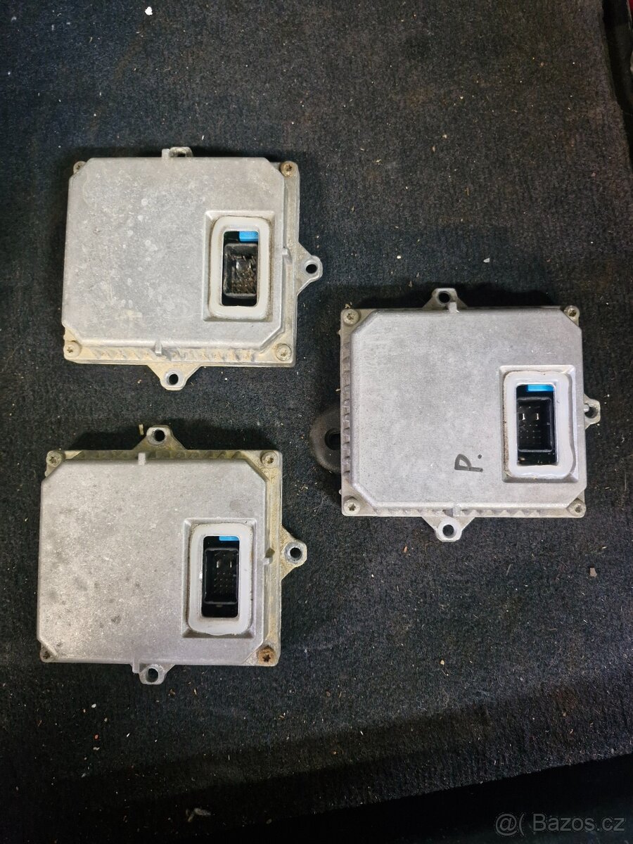 Řídící jednotka xenon z Peugeot 407 - 2