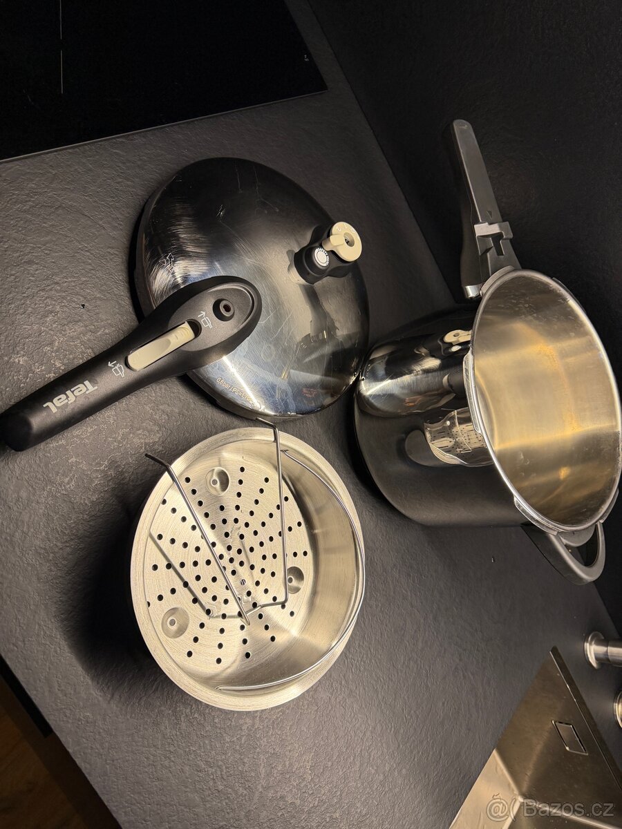 Tlakový hrnec - papiňák - 2