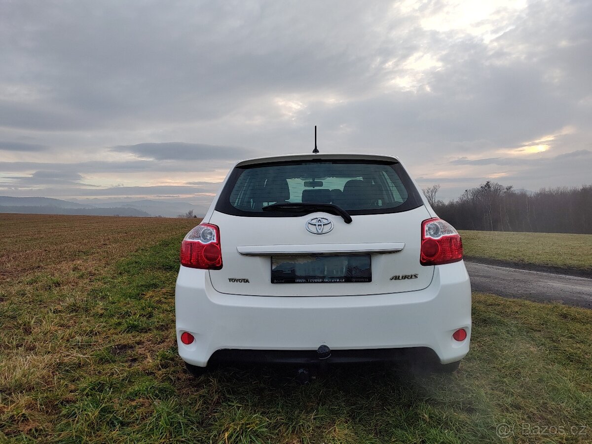 Toyota Auris 1.6 - 2
