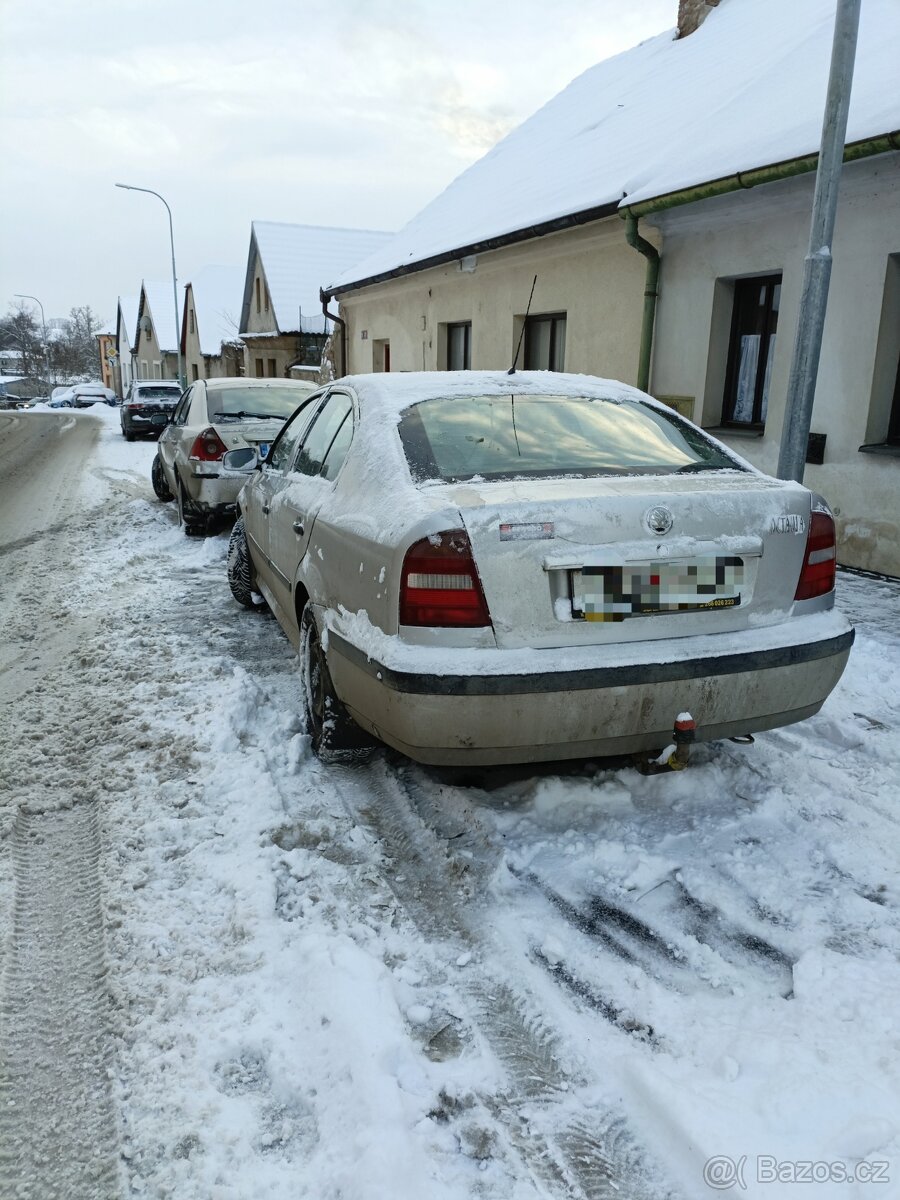 Škoda Octavia 1.6 GLX - 2