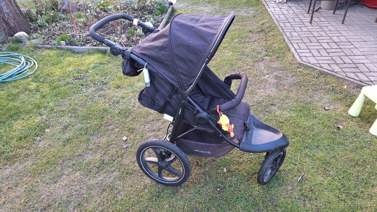 Sportovní kočárek - 2