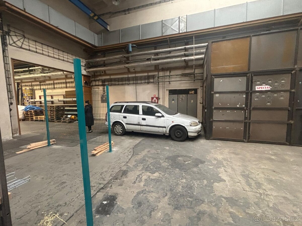 Pronájem skladu cca 300 m2 Brno - sever - 2
