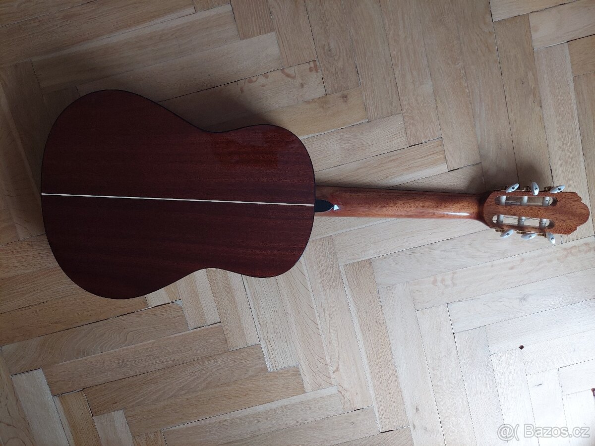 Kytara 3/4 Pablo Vitaso, model VCH-40s - 2