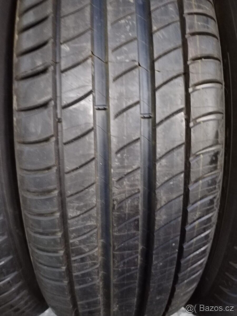 215/65/17 letní pneu MICHELIN a PIRELLI 215/65 R17 - 2