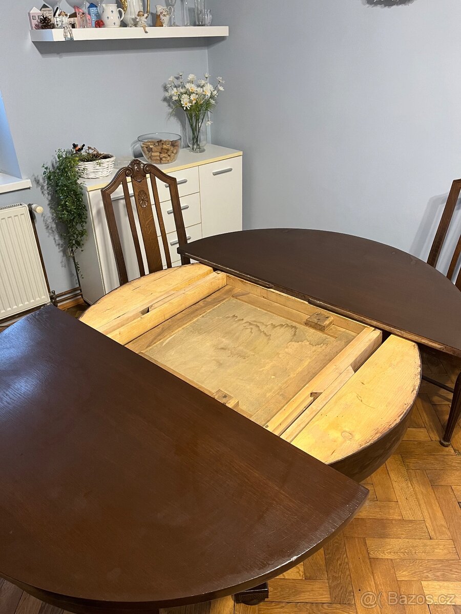 Starožitný stůl - 2