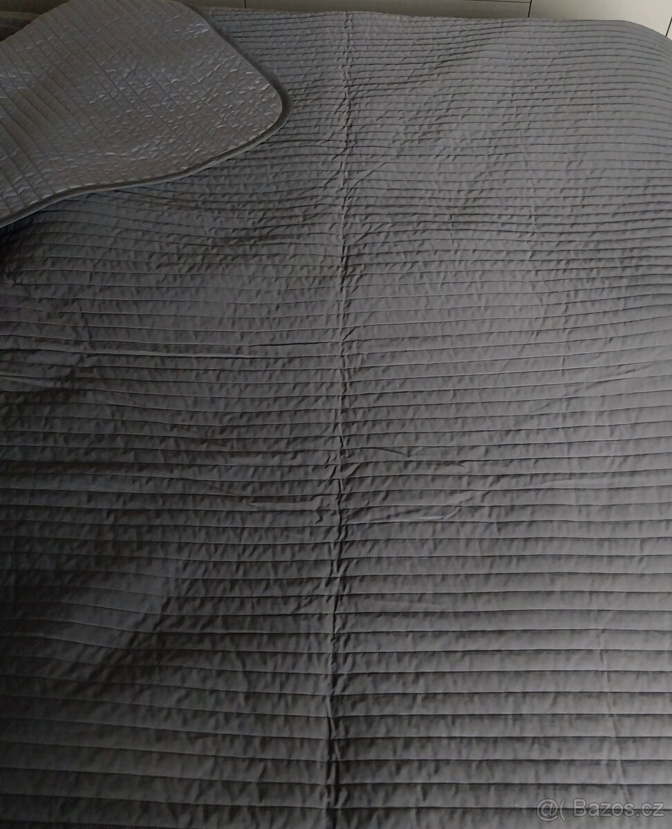 Nový přehoz na postel Ikea - 2