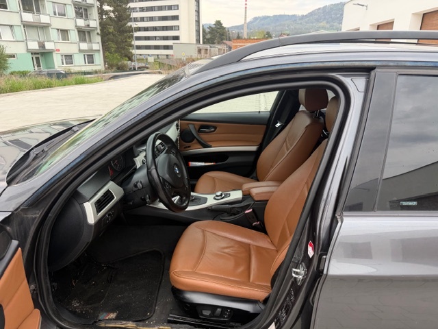 bmw 330xd E91 - 2