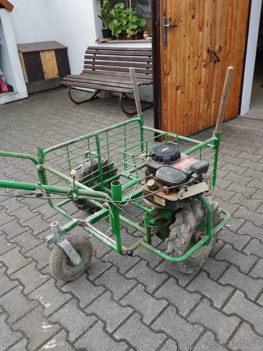 Motorová kára - 2