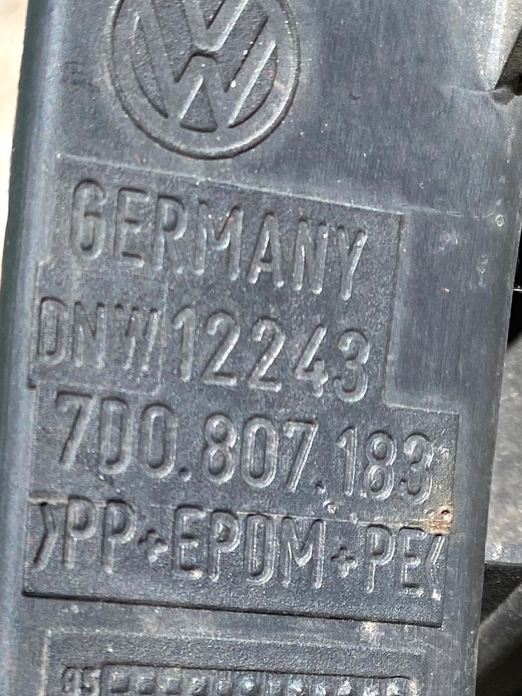 Přední blatníky na VW Transporter T4 - 2
