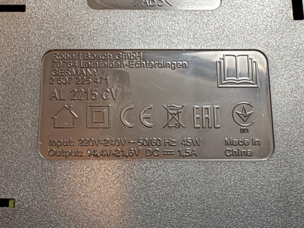 BOSCH AL2215CV nabíječka baterií 14,4 a 18 V - 2