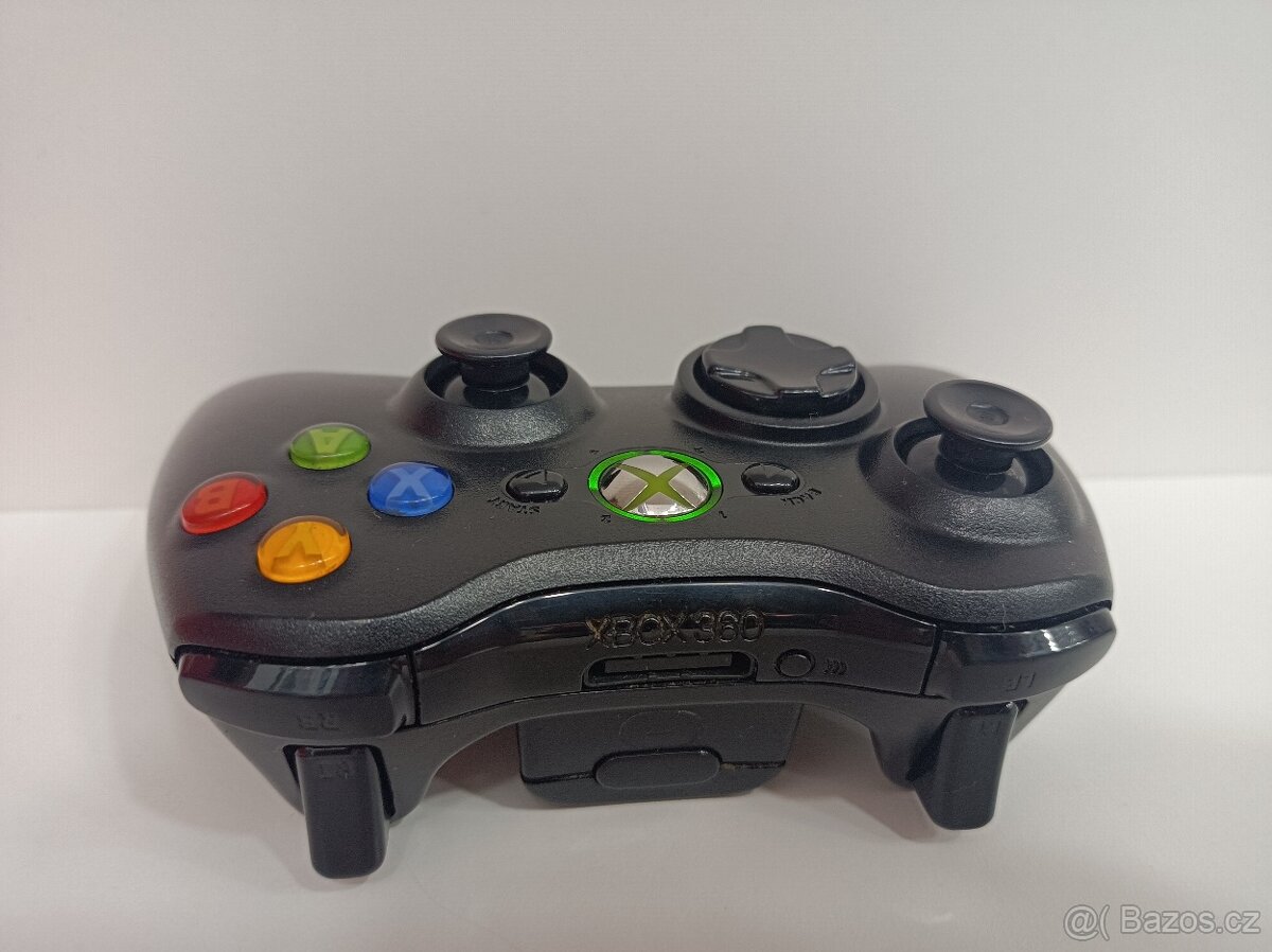 Ovladač na Xbox 360 - 2