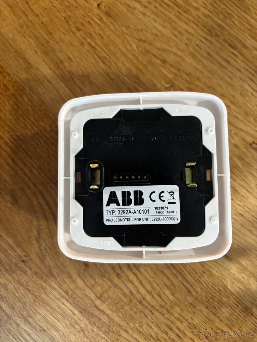6 ks komplet termostatů i s rámečkem ABB Tango - 2