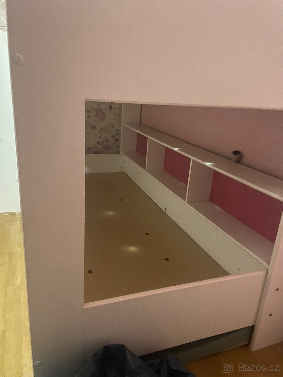 Patrová postel - 2
