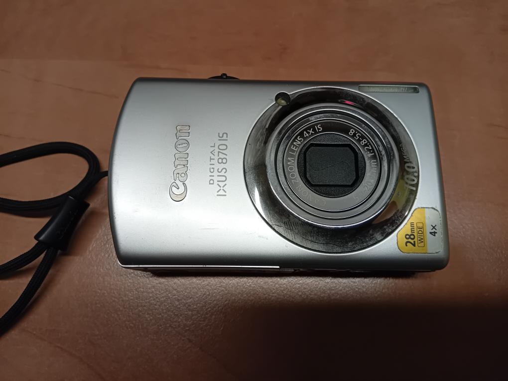 prodám canon IXUS 870 IS jako nový - 2
