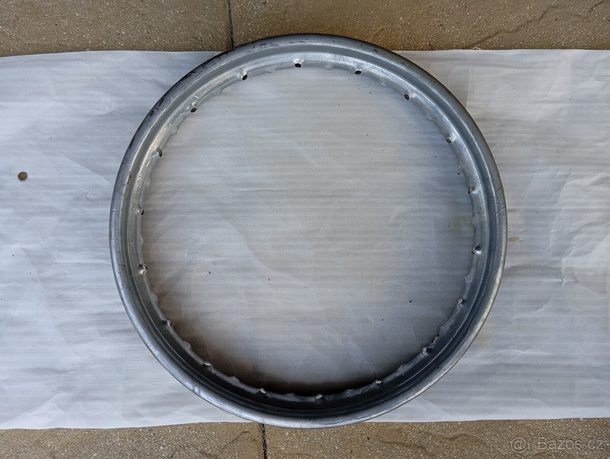 Ráfek na ČZ a Jawa, 18" - 2