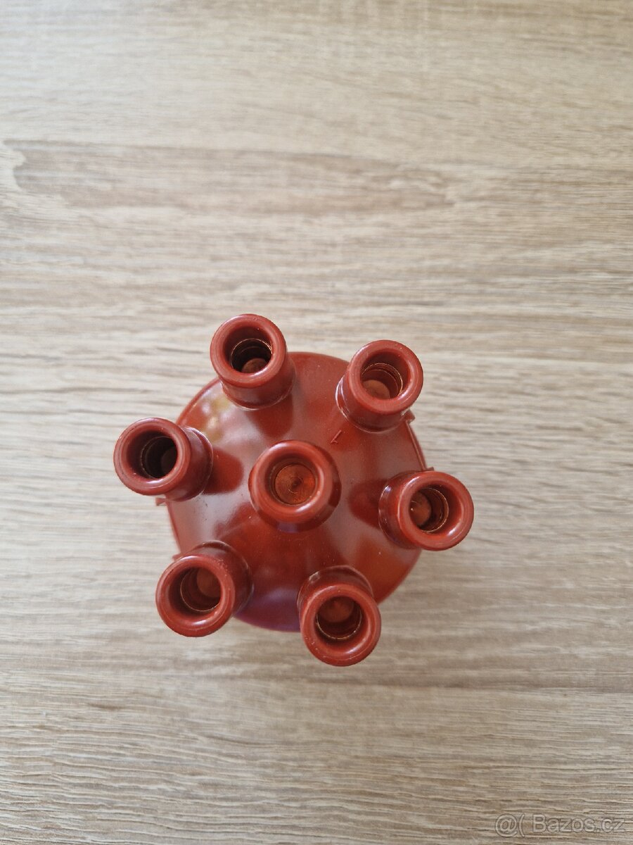 Víčko rozdělovače Praga RN - 2