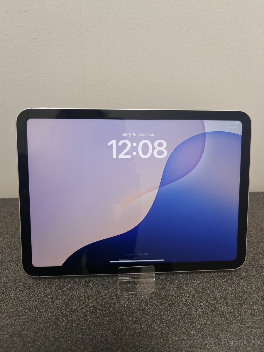 Apple iPad A16 2025 11" 128GB Wi-Fi + Cellular +klávesnice - 2