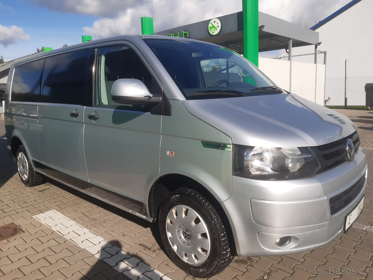 VW Transporter T5 facelift,2,0 103kw, r.v.2010, 3místo, long - 2