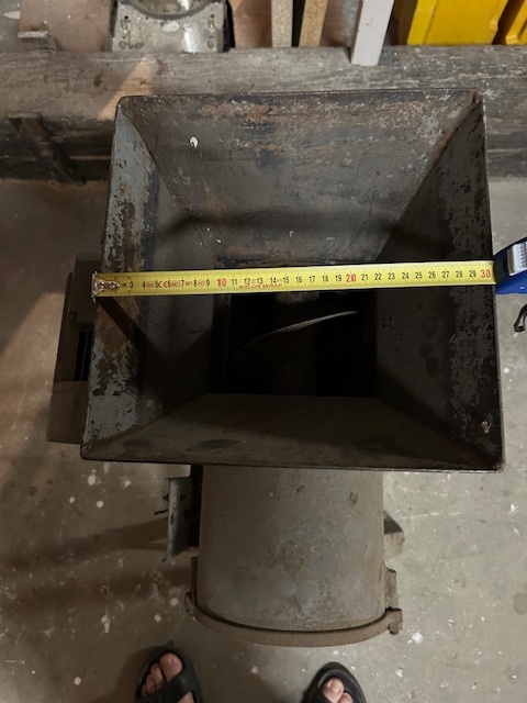 Mačkadlo na brambory, jablka apod. - 2