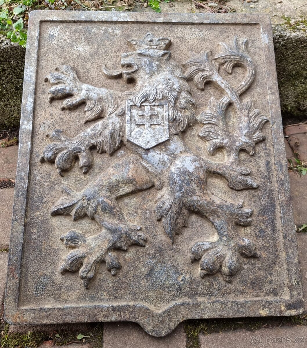 Znak lev litý kovový 1.republika - 2