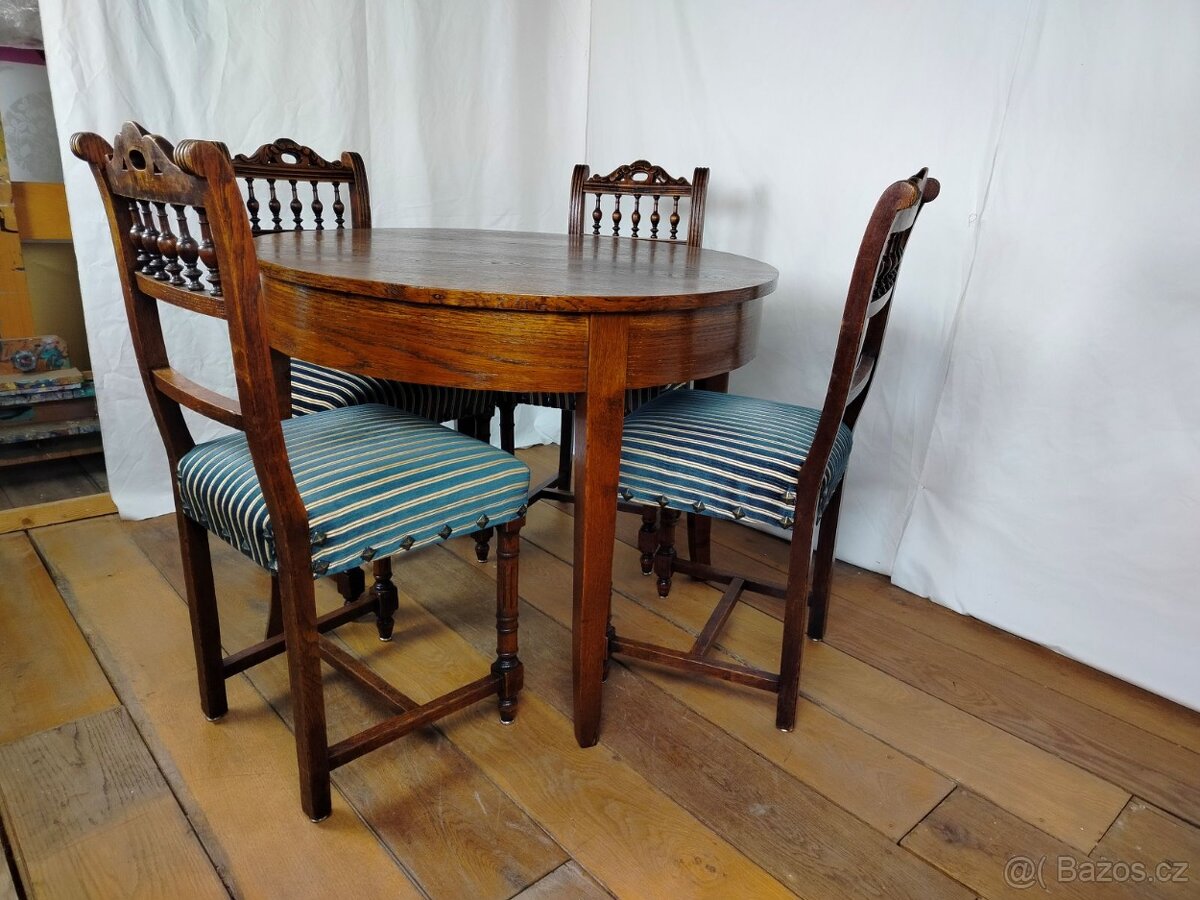 Jídelní stůl a 4 židle - 2