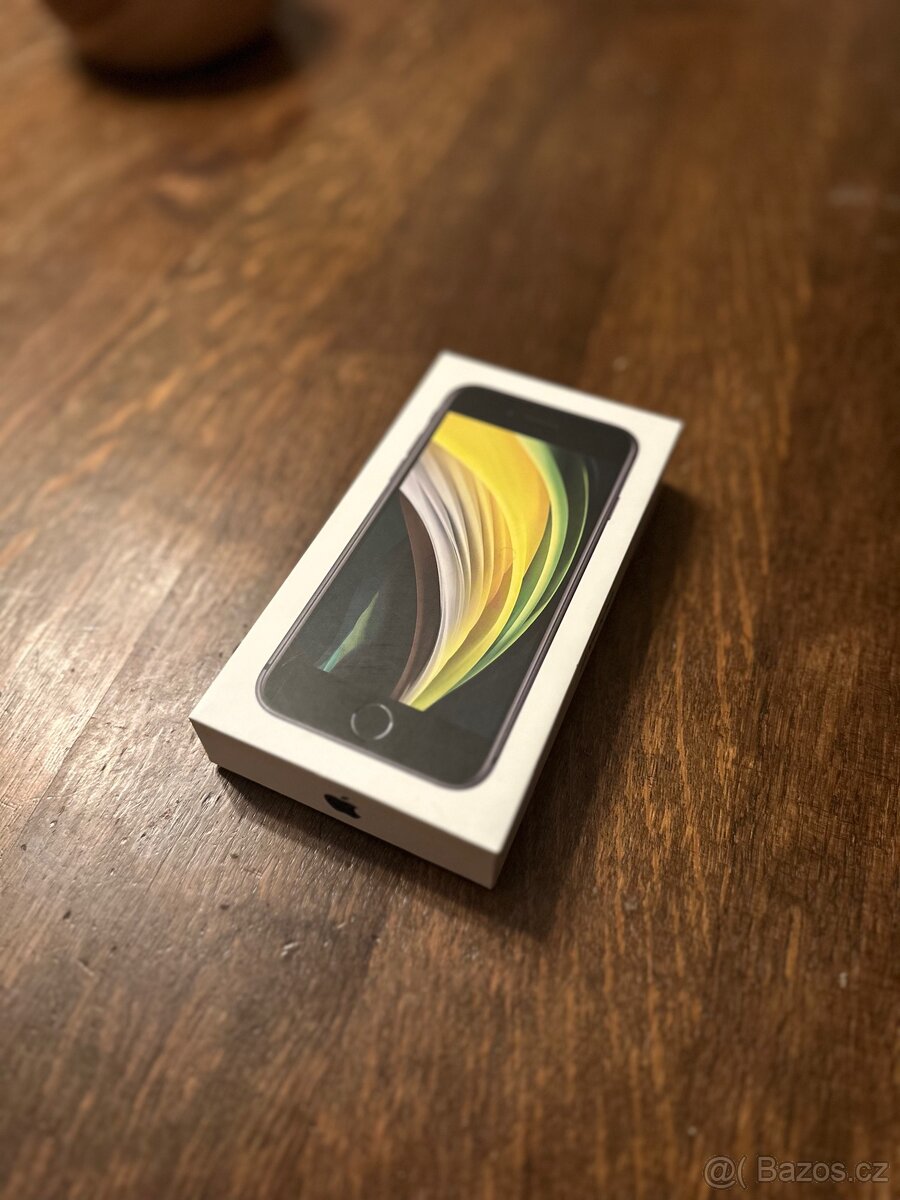 IPhone SE (SE3, 2022) 64GB - 2