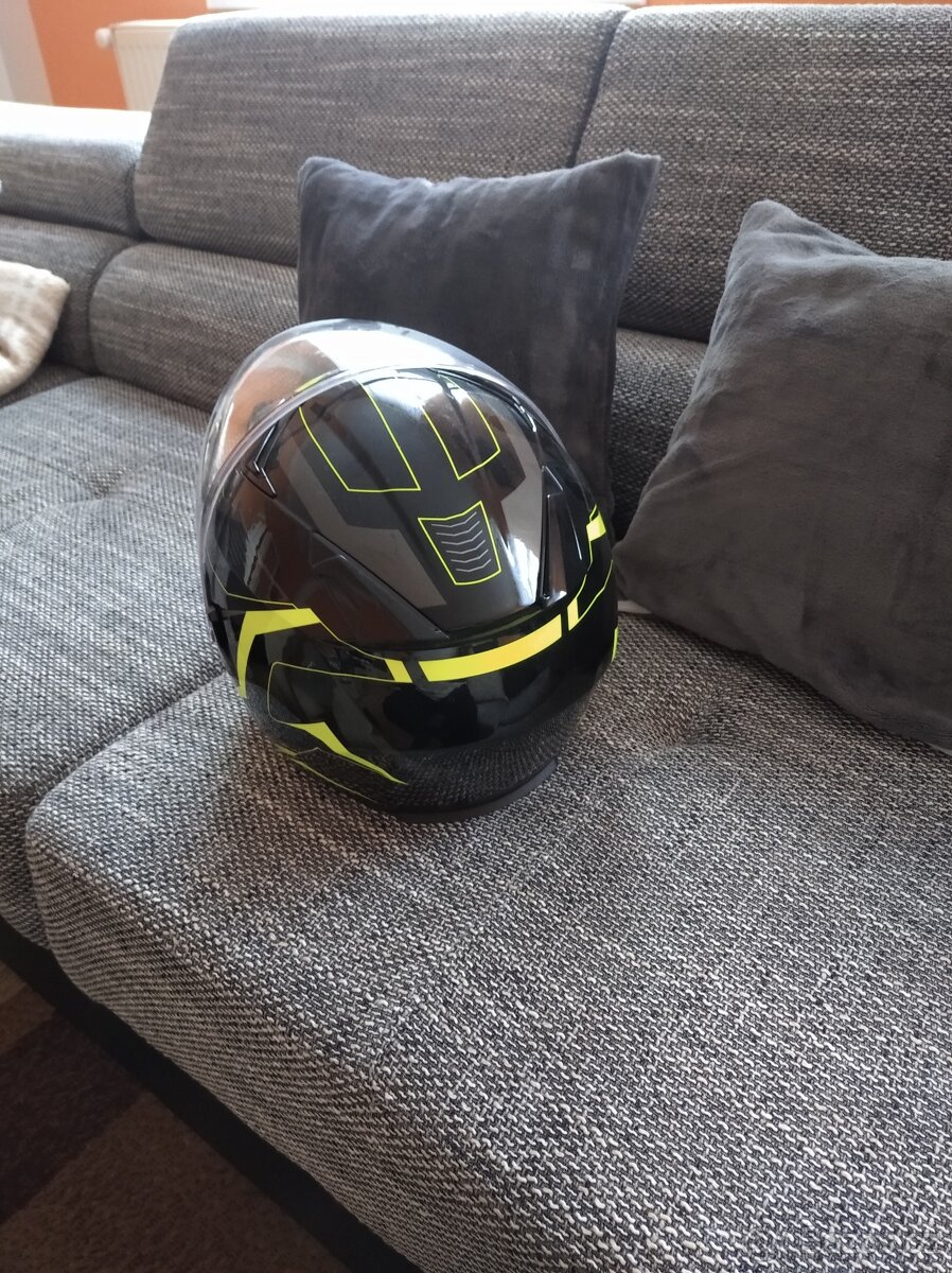 Prodám novou helmu - 2