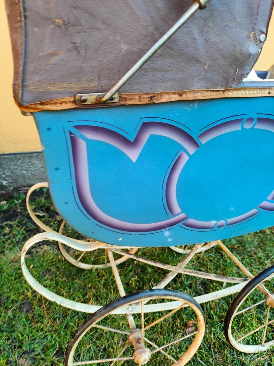 Starožitný kočárek pro panenky PHÖNIX - 2