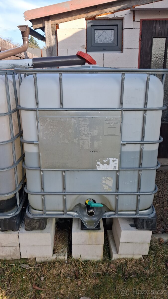 IBC Nádrž 1000l - 2