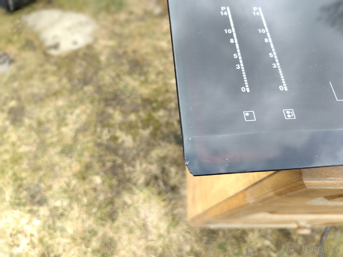 Velká pěti zónová indukce Electrolux - 2