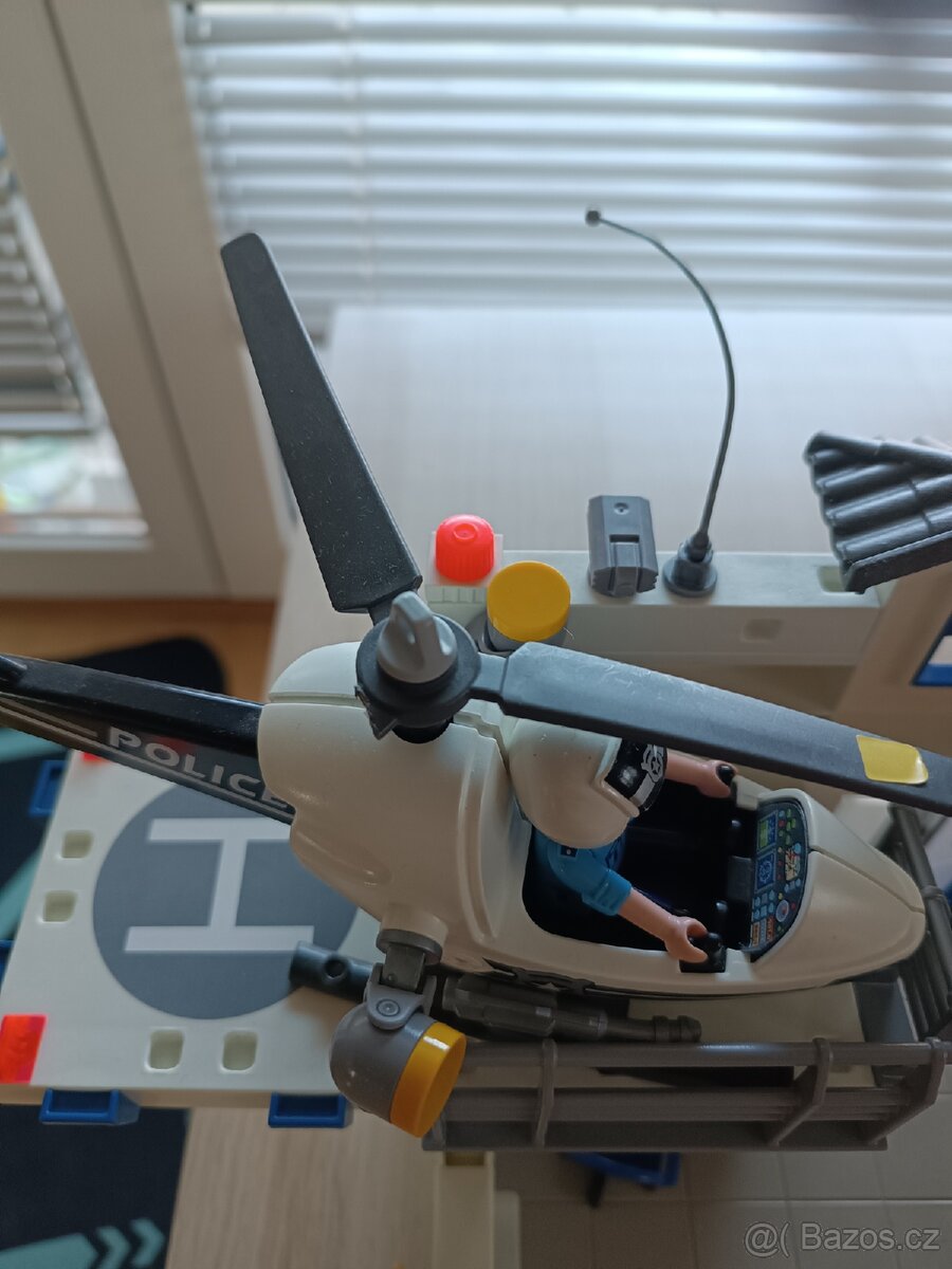 Stanice Policie Playmobil 9372 - 2