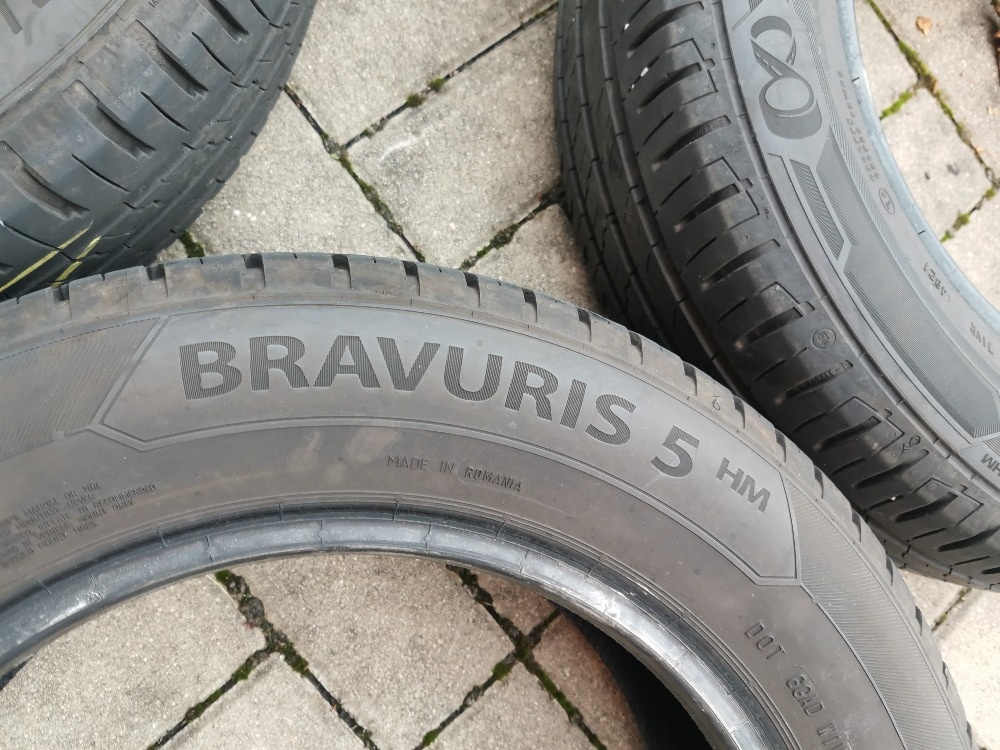 letní gumy 185/65/15. Barum - 2