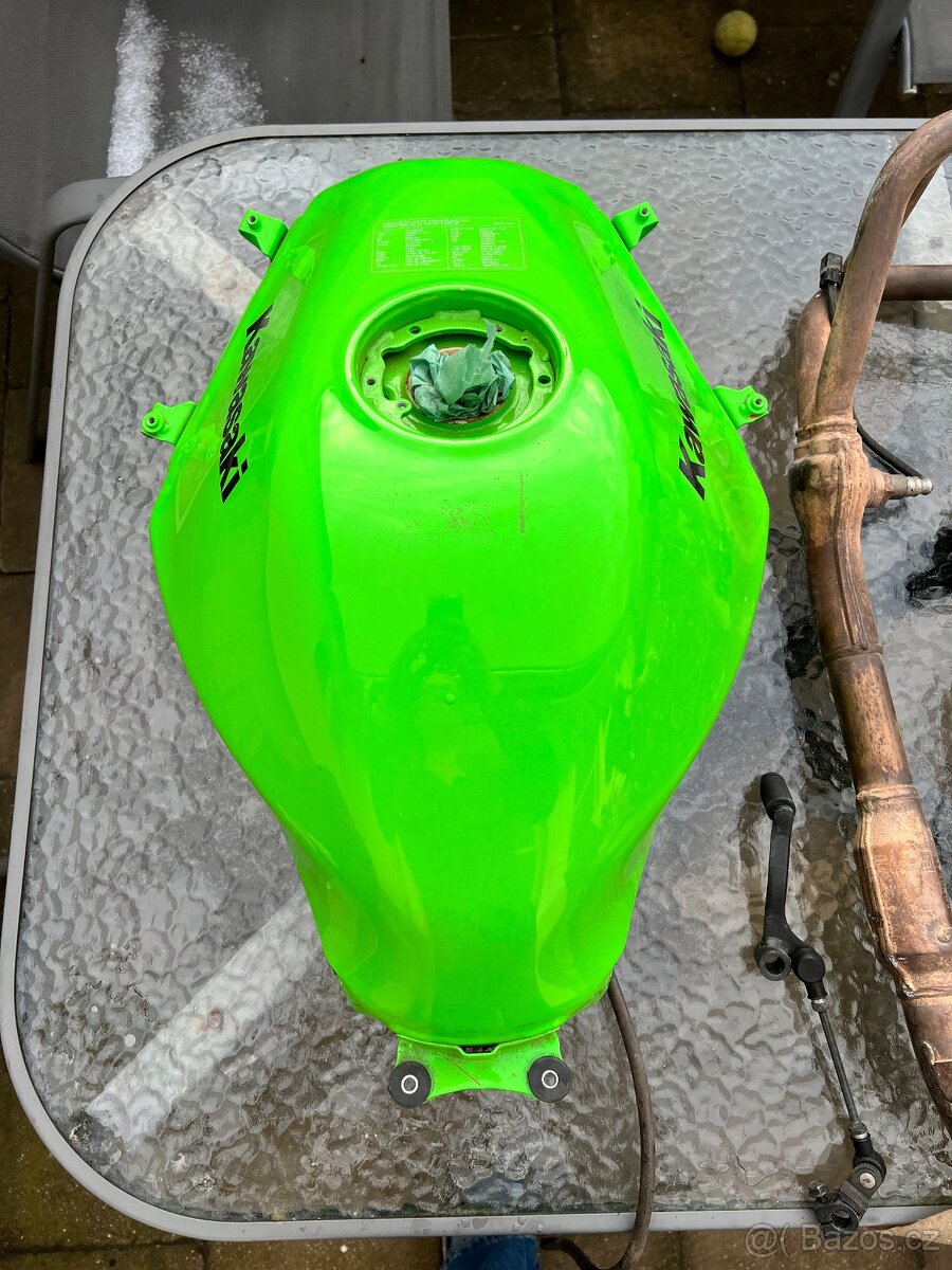 Kawasaki ninja 300 - 2