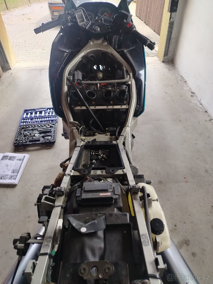 Kawasaki ZZR 600 - 2