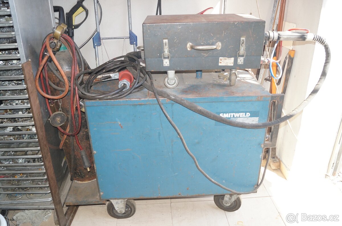 svářečka MIG-MAG CO2 - 2