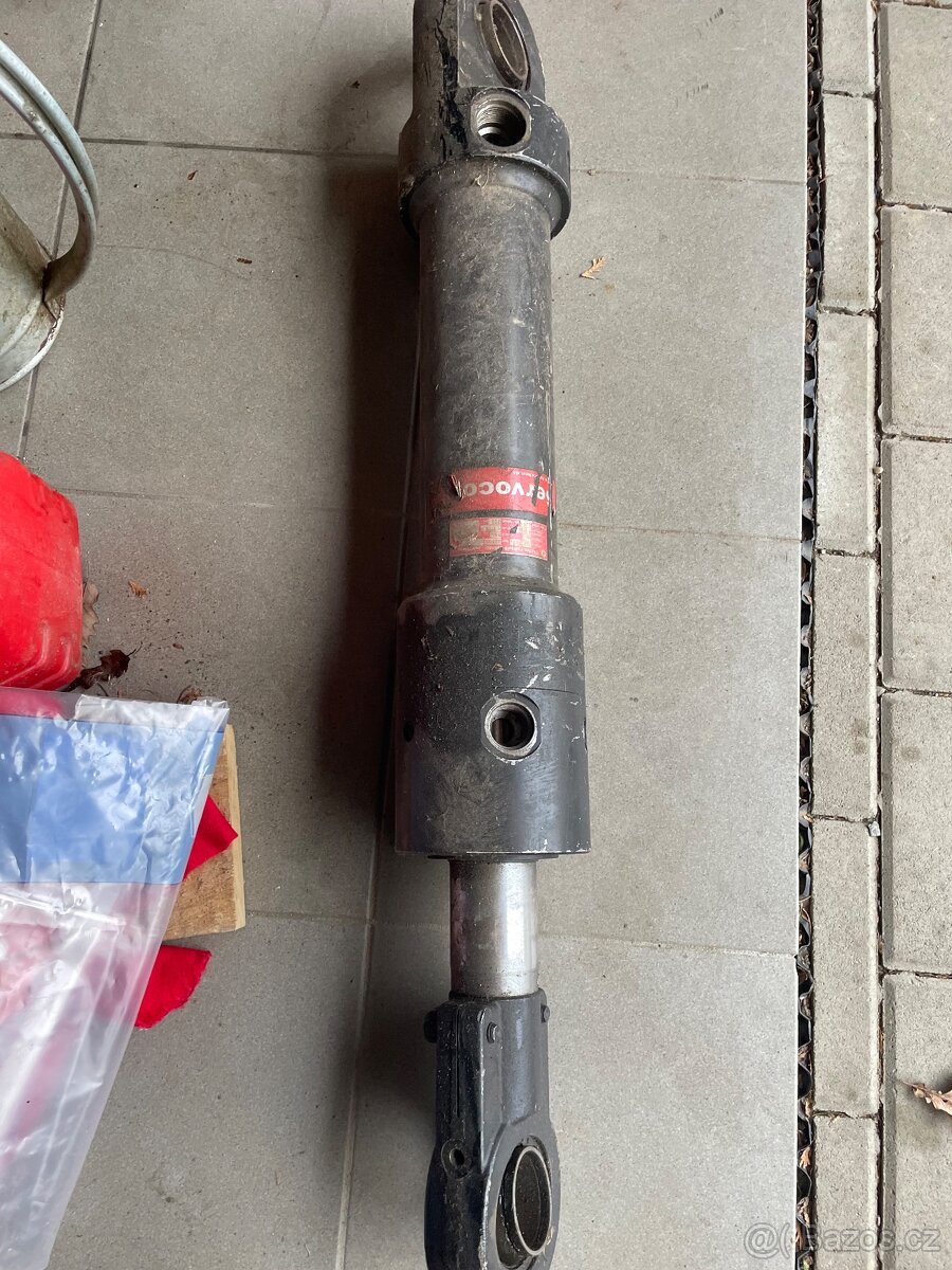 Pístnice 220bar - 2