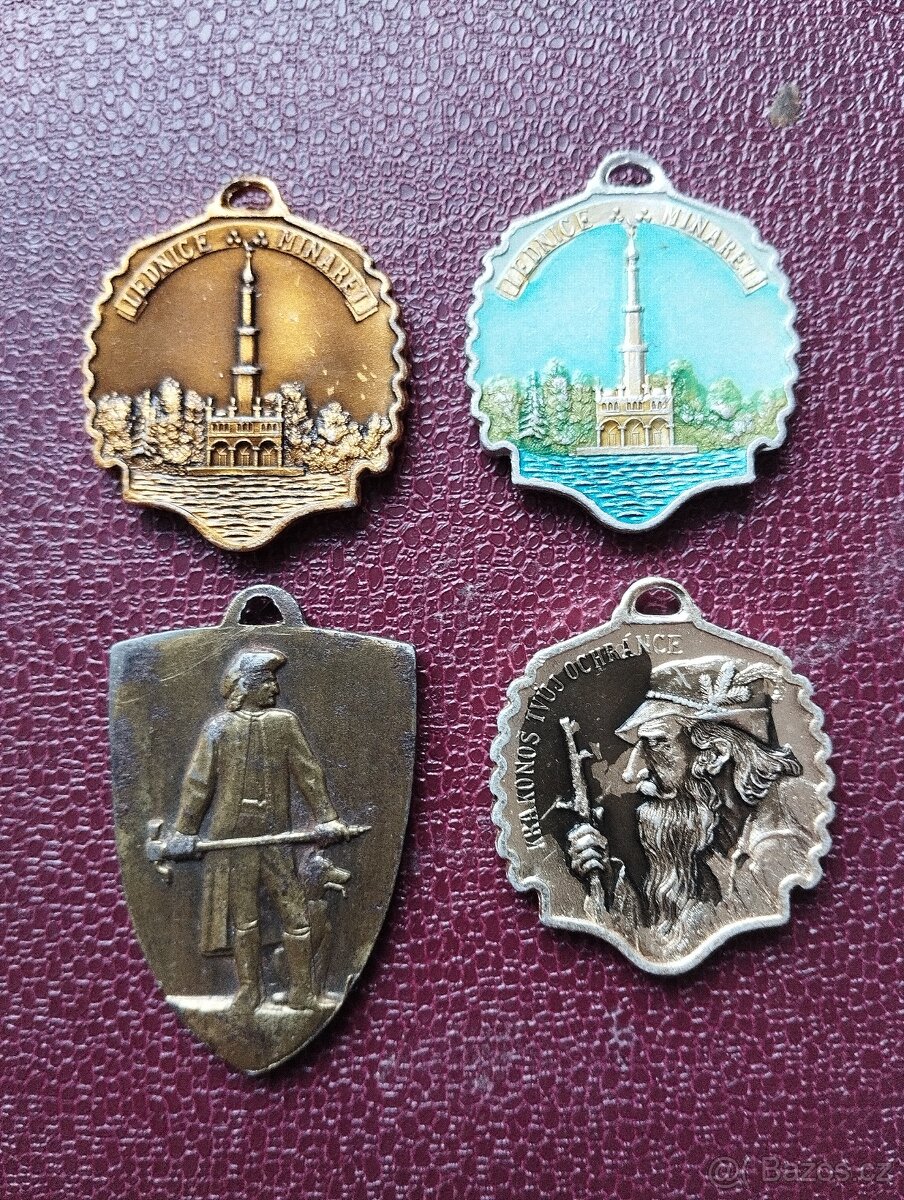 Turistické přívěsky - 2