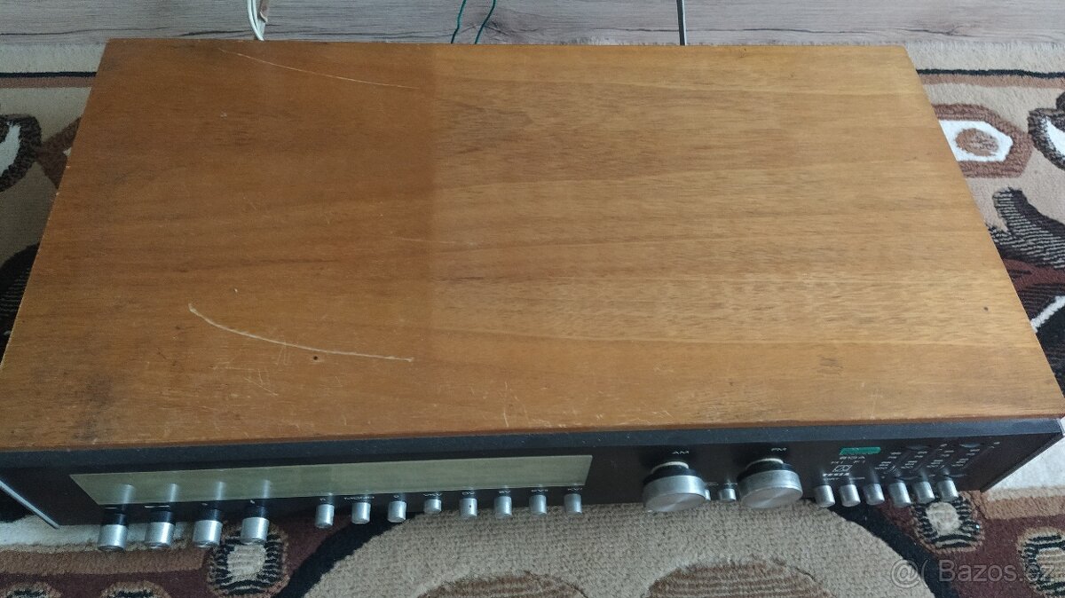 Retro rádio Tesla - 2