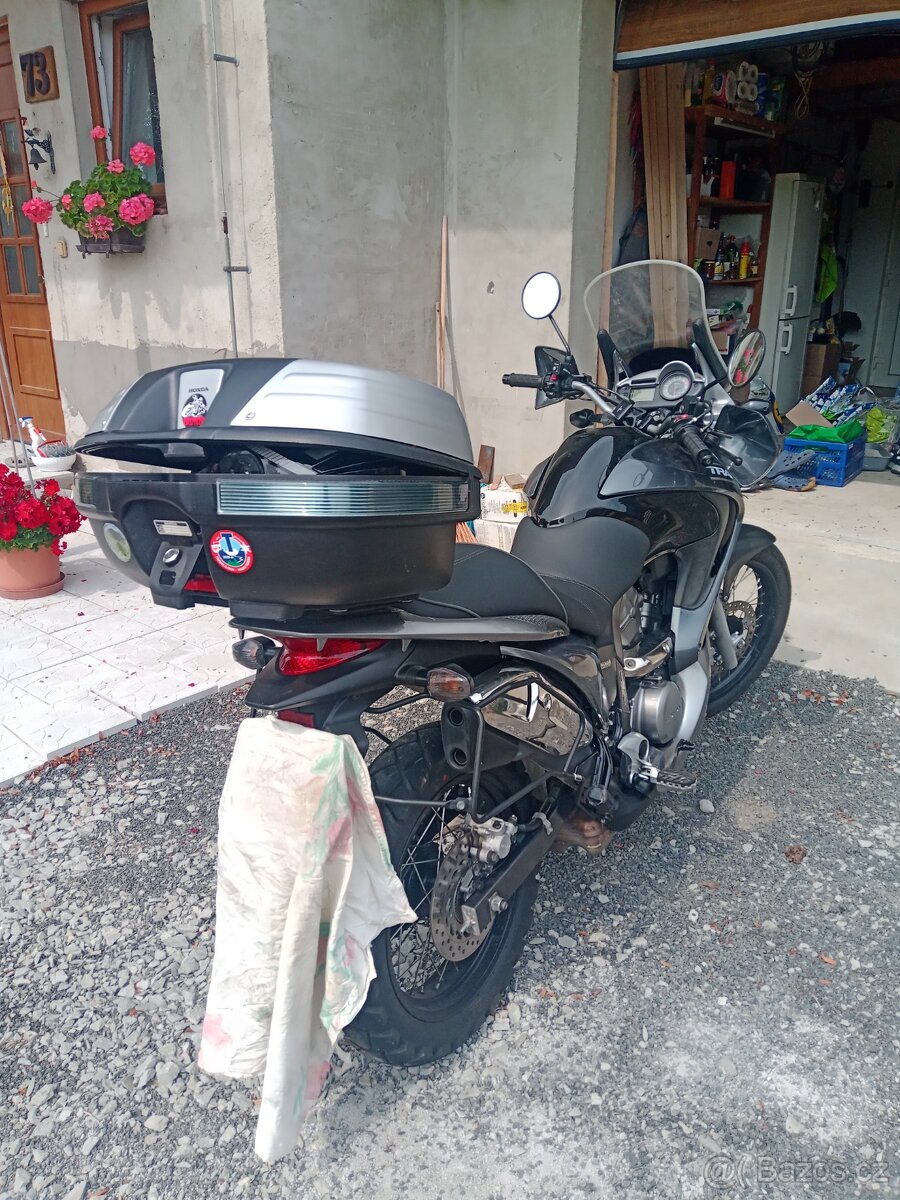 Honda transalp 700