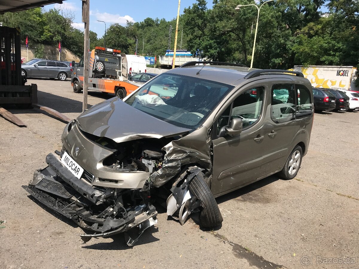 Peugeot Partner Tepee r.v.2012 1.6 HDi 68 kW 124 000 km - 2