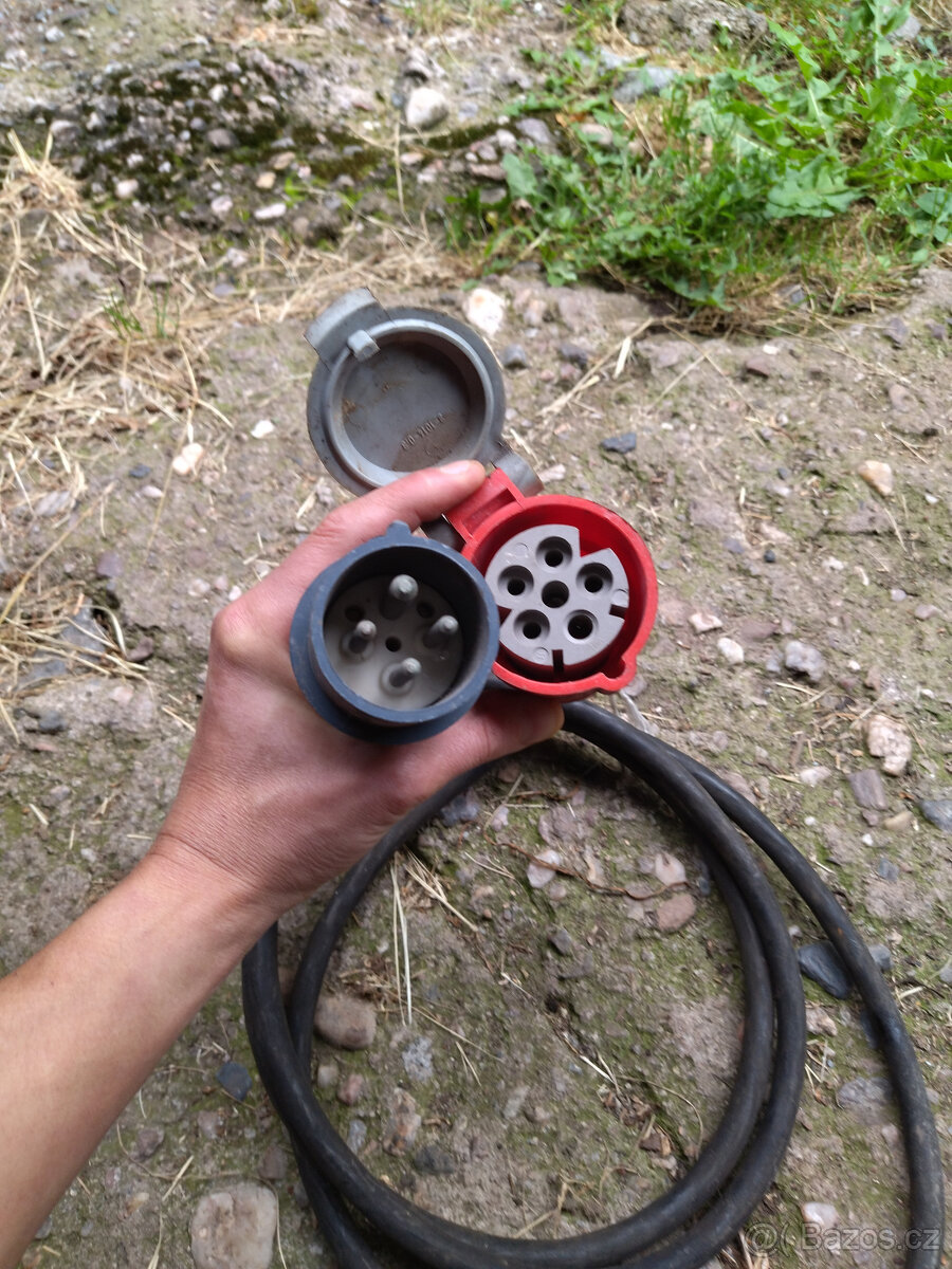 Prodlužovací kabely 380V - 2