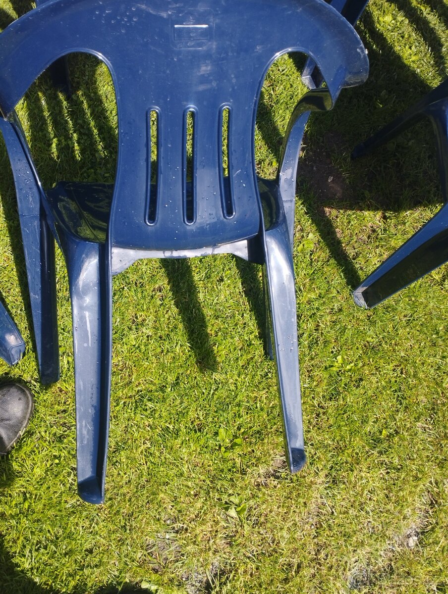 Zahradní židle - 2