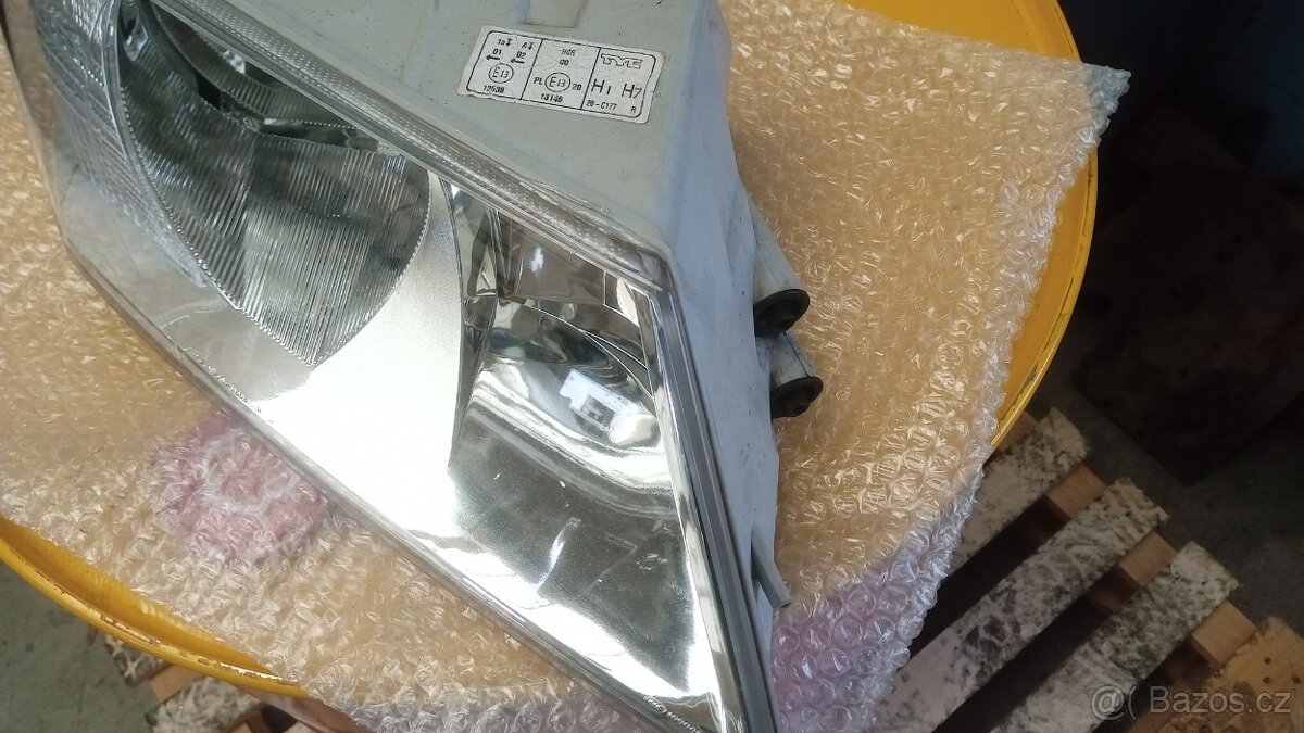 Přední světlo Octavia ll - 2