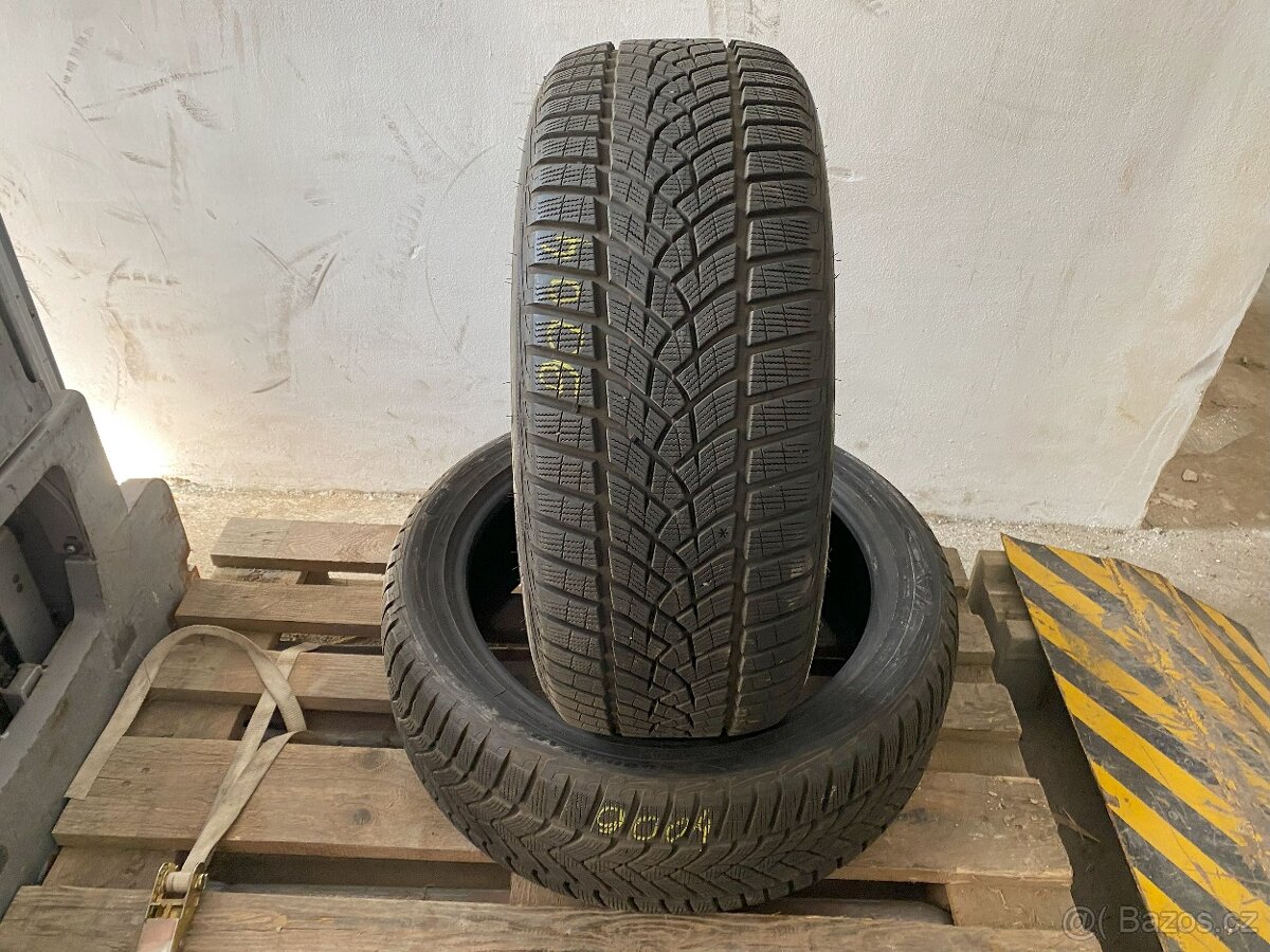 Zimní pneu 245/45/20 Goodyear ultragrip 103V sada č.9004 - 2