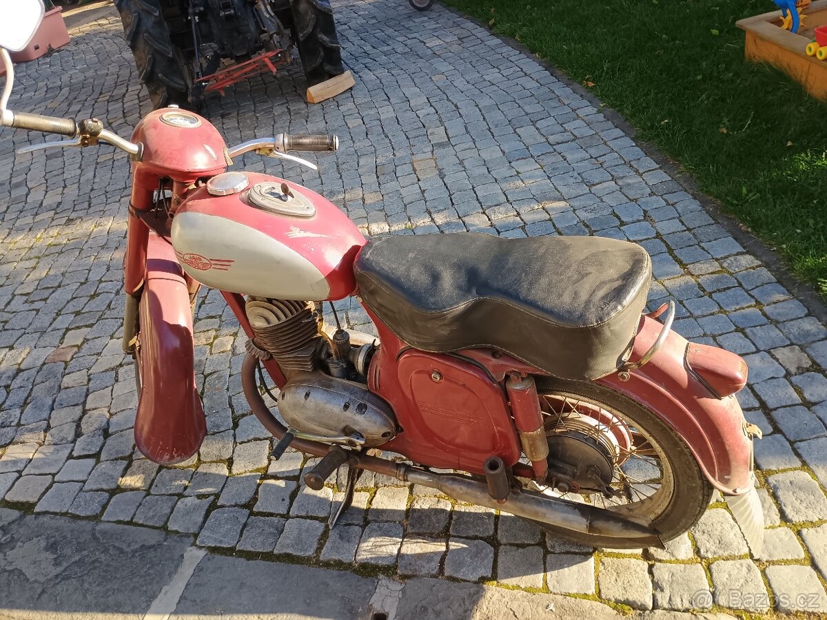 Jawa / ČZ 175 - 2